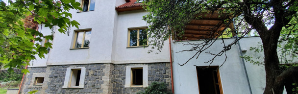 Úžasný RD v zeleni 300 m²  pozemek 2 381 m²   Všestary – Praha – východ – PRODANO